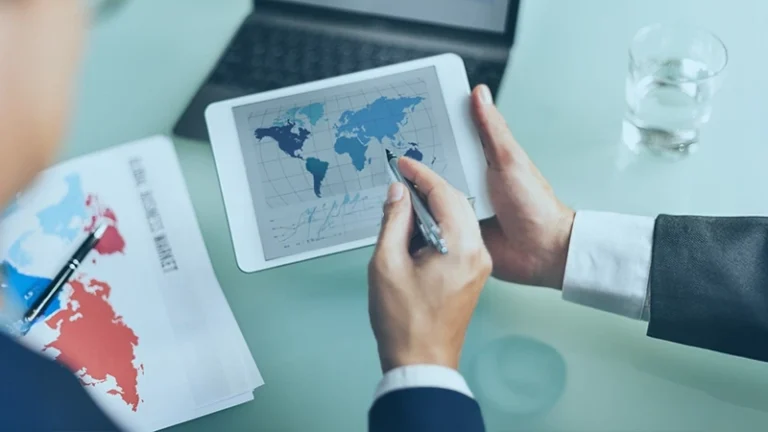 Why Is India Emerging as a Global Hub for GCCs?